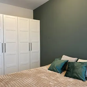 Airport Apartament